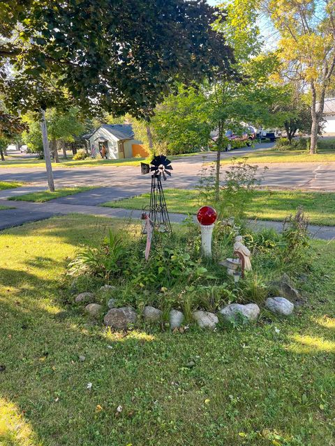 Tiny photo for 22 Hays Cr Cir, Silver Bay, MN 55614 (MLS # 6123307)