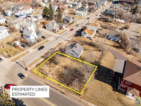 Tiny photo for 2 W 7th St, Duluth, MN 55802 (MLS # 6124888)