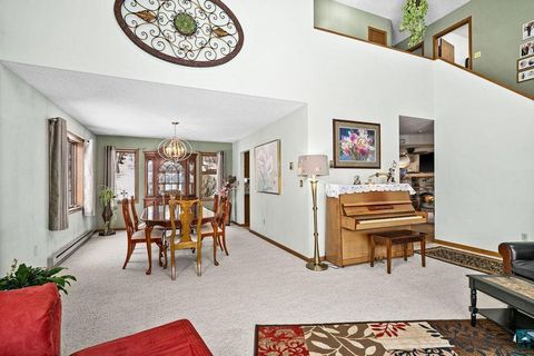 Tiny photo for 3241 Commonwealth Ave, Duluth, MN 55808 (MLS # 6124314)