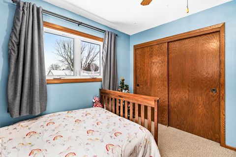Tiny photo for 110 Grove St, Proctor, MN 55810 (MLS # 6123121)