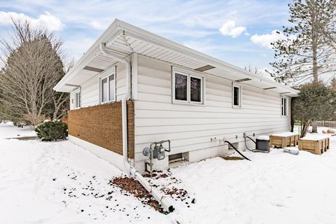Tiny photo for 110 Grove St, Proctor, MN 55810 (MLS # 6123121)