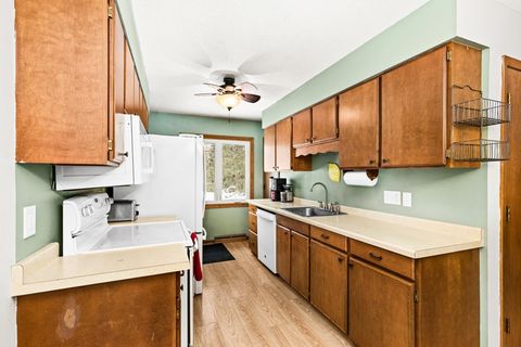 Tiny photo for 110 Grove St, Proctor, MN 55810 (MLS # 6123121)