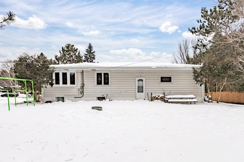 Tiny photo for 110 Grove St, Proctor, MN 55810 (MLS # 6123121)