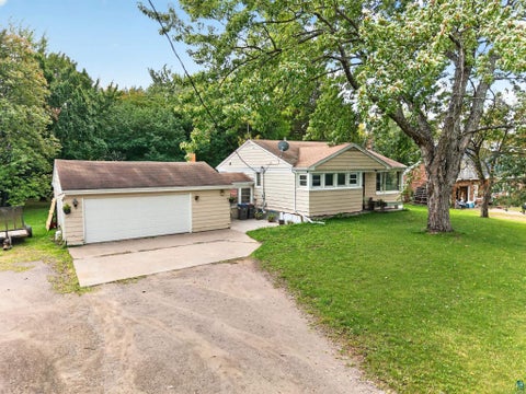 Photo of 4724 Anderson Rd, Hermantown, MN 55811 (MLS # 6128063)