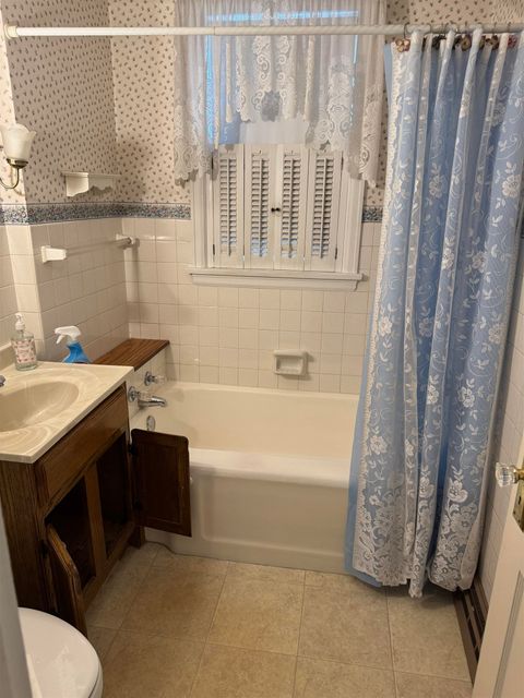 Tiny photo for 201 S 57th Ave W Ave, Duluth, MN 55807 (MLS # 6123464)