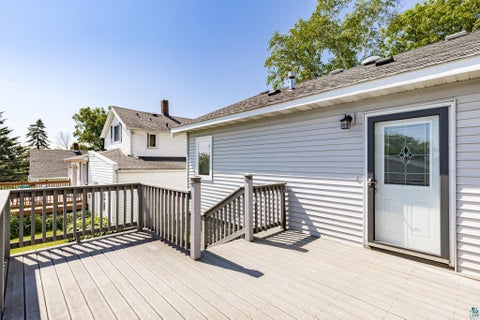 Tiny photo for 832 Charles Ave, Duluth, MN 55807 (MLS # 6126661)