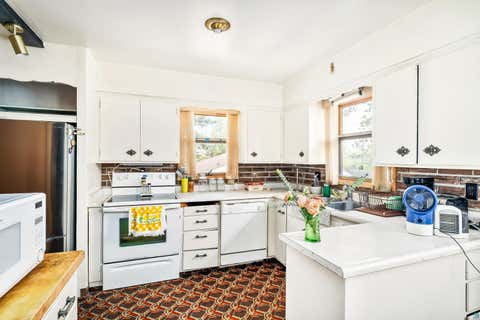 Tiny photo for 832 N 43rd Ave W AVE, Duluth, MN 55807 (MLS # 6126797)