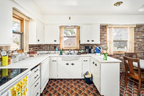Tiny photo for 832 N 43rd Ave W AVE, Duluth, MN 55807 (MLS # 6126797)