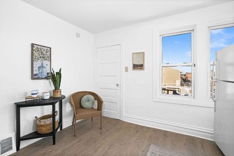 Tiny photo for 727 W 1st St, Duluth, MN 55806 (MLS # 6123134)