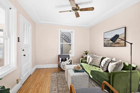 Tiny photo for 727 W 1st St, Duluth, MN 55806 (MLS # 6123134)