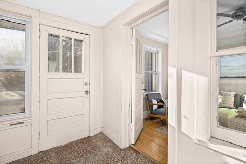 Tiny photo for 727 W 1st St, Duluth, MN 55806 (MLS # 6123134)