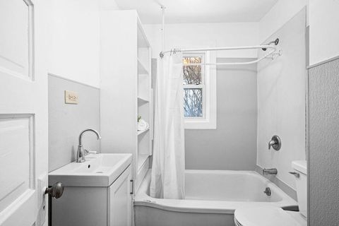 Tiny photo for 727 W 1st St, Duluth, MN 55806 (MLS # 6123134)