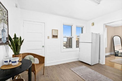 Tiny photo for 727 W 1st St, Duluth, MN 55806 (MLS # 6123134)