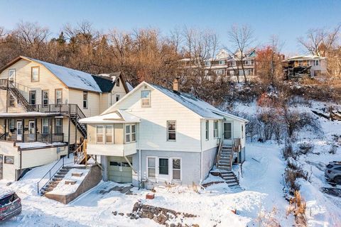 Tiny photo for 727 W 1st St, Duluth, MN 55806 (MLS # 6123134)