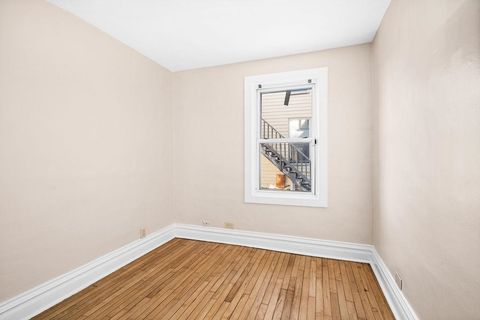 Tiny photo for 727 W 1st St, Duluth, MN 55806 (MLS # 6123134)