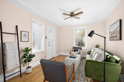 Tiny photo for 727 W 1st St, Duluth, MN 55806 (MLS # 6123134)