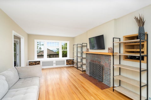 Tiny photo for 2701 E 2nd St, Duluth, MN 55812 (MLS # 6126061)