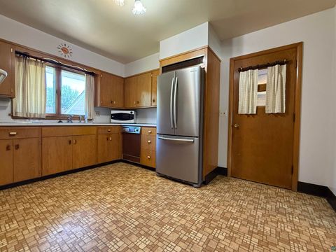 Tiny photo for 607 3rd St NE ST, Chisholm, MN 55719 (MLS # 6126050)