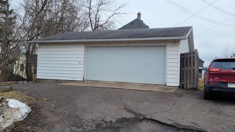 Tiny photo for 3823 W 6th St, Duluth, MN 55807 (MLS # 6124989)