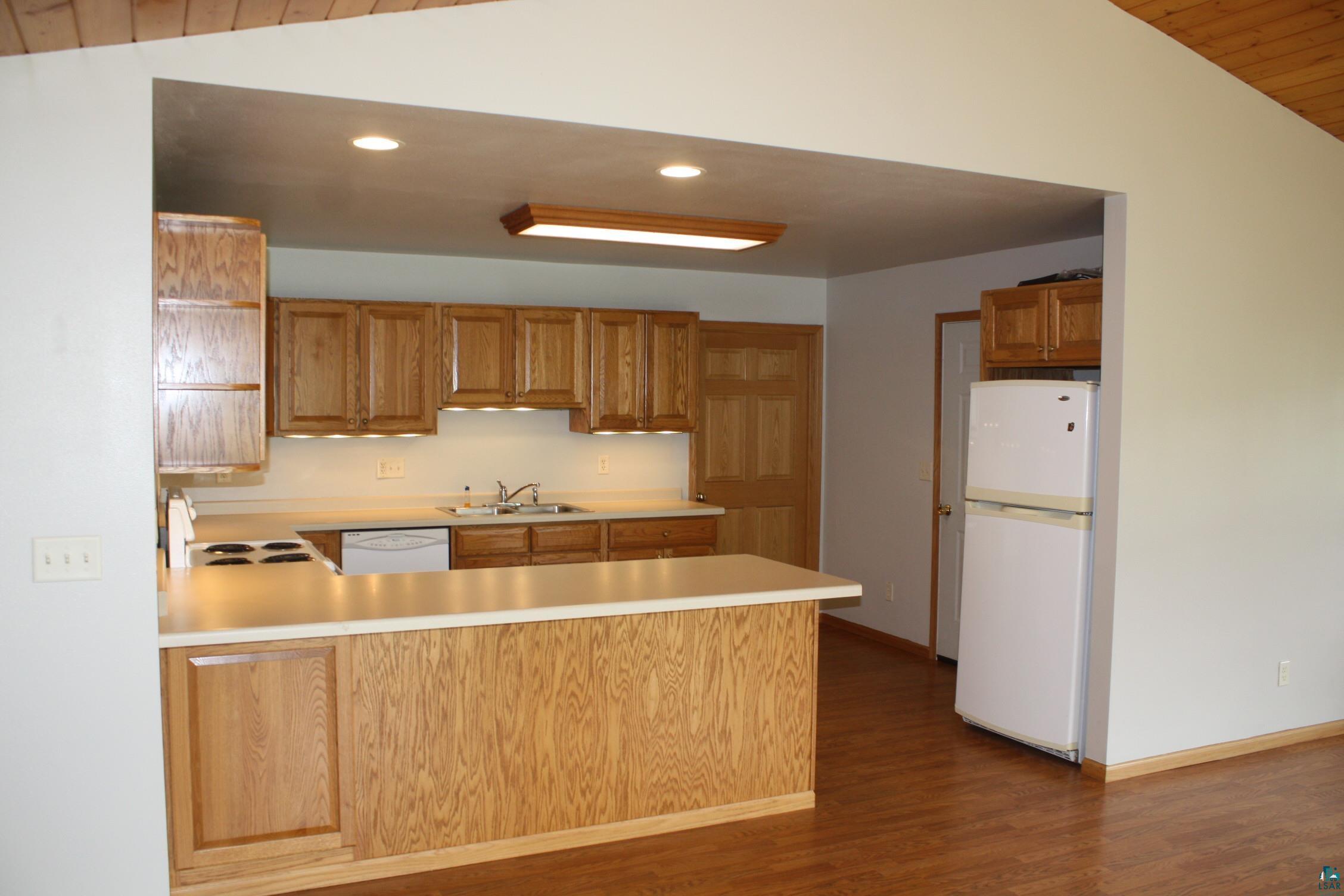 5441 S Presley Dr