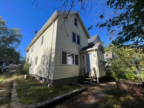 Tiny photo for 119 S 61st Ave W Ave, Duluth, MN 55807 (MLS # 6122425)