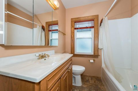 Tiny photo for 226 W College St, Duluth, MN 55812 (MLS # 6124286)