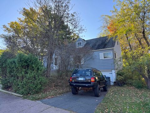 Tiny photo for 110 E Chisholm St, Duluth, MN 55803 (MLS # 6122397)