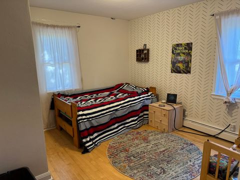 Tiny photo for 110 E Chisholm St, Duluth, MN 55803 (MLS # 6122397)