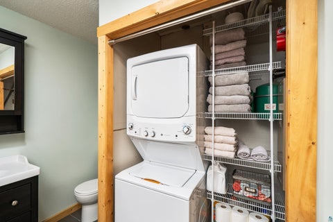 Tiny photo for 4274 W Pioneer Rd, Duluth, MN 55803 (MLS # 6126977)