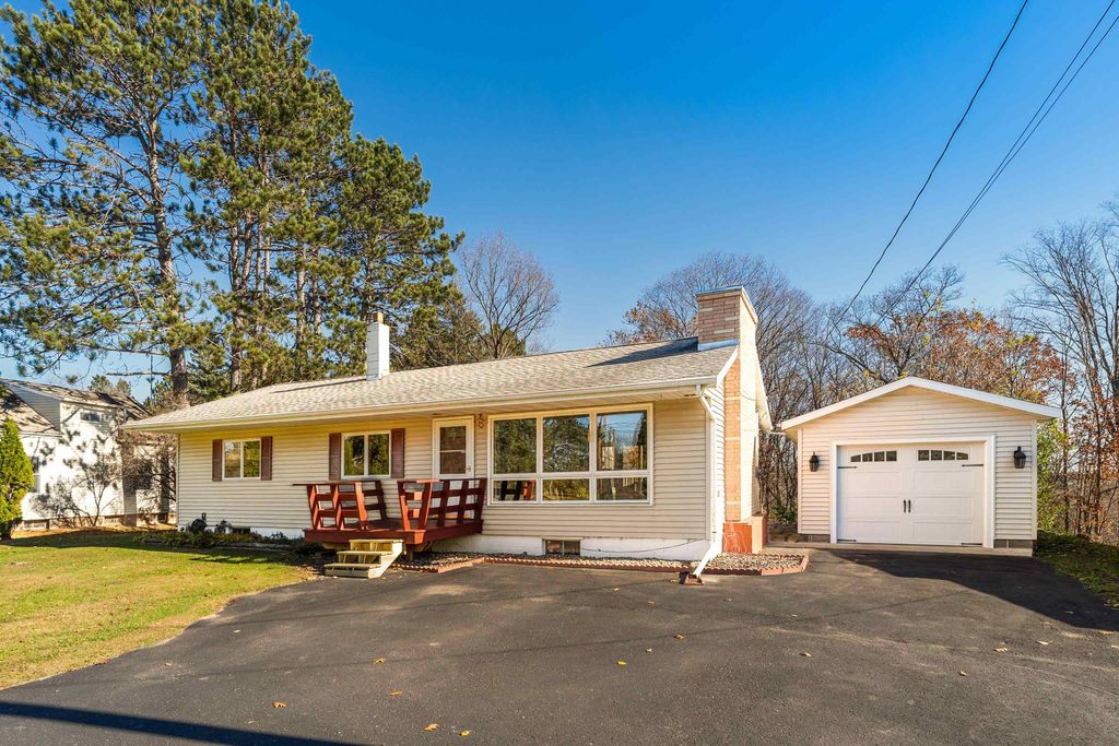 Photo for 1024 Spring Lake Rd, Cloquet, MN 55720 (MLS # 6122691)