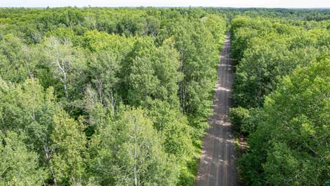 Photo of 2 Bent Trout Lake Rd, Barnum, MN 55707 (MLS # 6126682)
