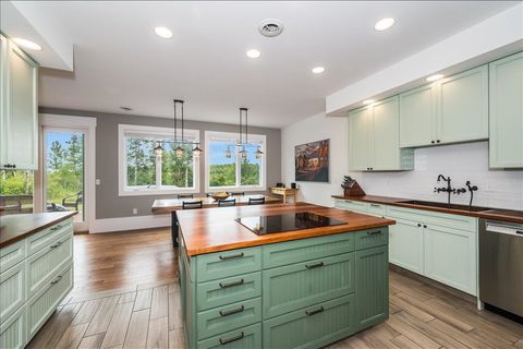 Tiny photo for 2718 Northridge Dr, Duluth, MN 55811 (MLS # 6123283)