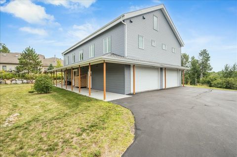 Tiny photo for 2718 Northridge Dr, Duluth, MN 55811 (MLS # 6123283)