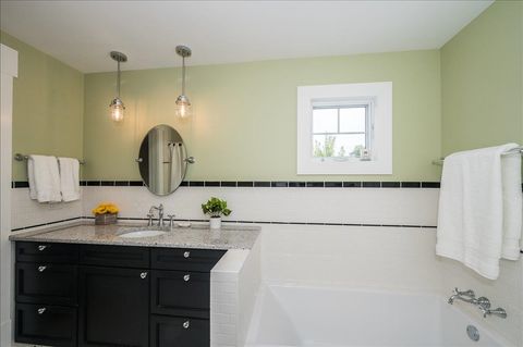 Tiny photo for 2718 Northridge Dr, Duluth, MN 55811 (MLS # 6123283)