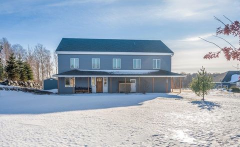 Photo of 2718 Northridge Dr, Duluth, MN 55811 (MLS # 6123283)