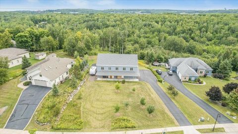 Tiny photo for 2718 Northridge Dr, Duluth, MN 55811 (MLS # 6123283)