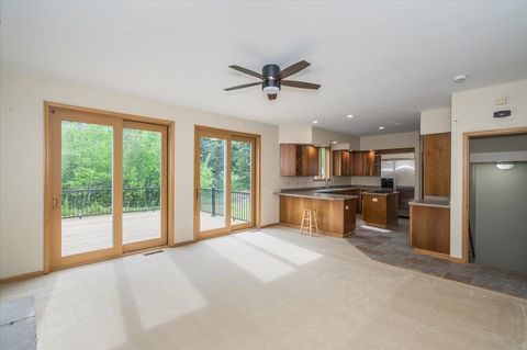 Tiny photo for 6055 Howard Gnesen Rd, Duluth, MN 55803 (MLS # 6122519)