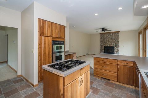 Tiny photo for 6055 Howard Gnesen Rd, Duluth, MN 55803 (MLS # 6122519)