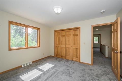 Tiny photo for 6055 Howard Gnesen Rd, Duluth, MN 55803 (MLS # 6122519)