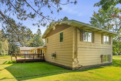Tiny photo for 141 Alice St, Proctor, MN 55810 (MLS # 6125441)