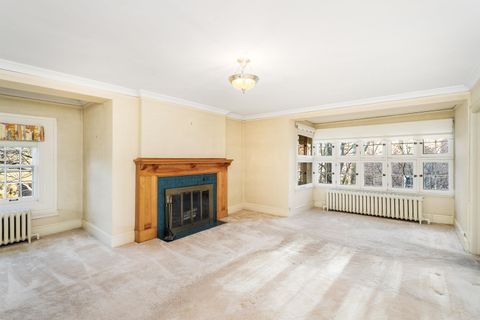 Tiny photo for 2314 E 5th St, Duluth, MN 55812 (MLS # 6122963)