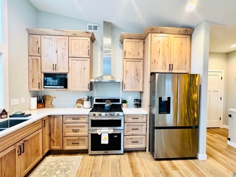Tiny photo for 8620 Maynard Pl, Duluth, MN 55807 (MLS # 6125733)