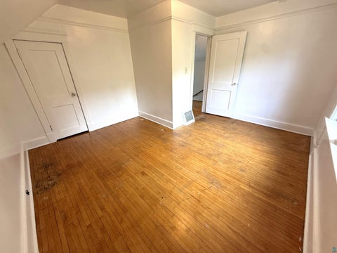 Tiny photo for 205 Parkland Ave, Duluth, MN 55805 (MLS # 6126388)