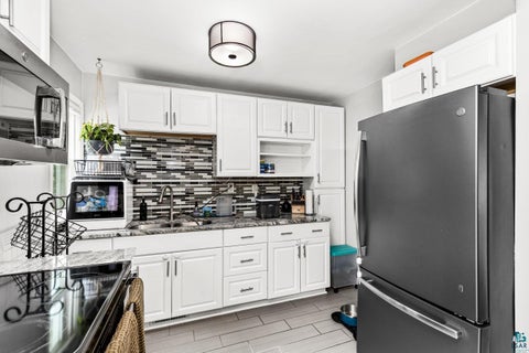 Tiny photo for 315 Kenilworth Ave, Duluth, MN 55803 (MLS # 6127725)