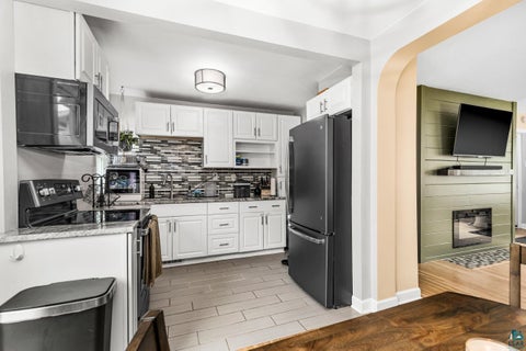 Tiny photo for 315 Kenilworth Ave, Duluth, MN 55803 (MLS # 6127725)