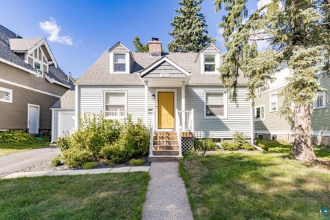Photo of 315 Kenilworth Ave, Duluth, MN 55803 (MLS # 6127725)