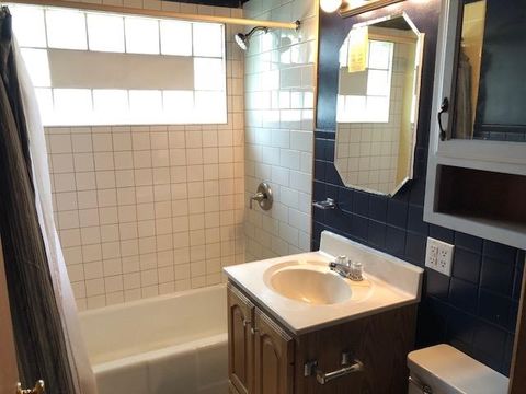 Tiny photo for 116 E Niagara St, Duluth, MN 55811 (MLS # 6123473)