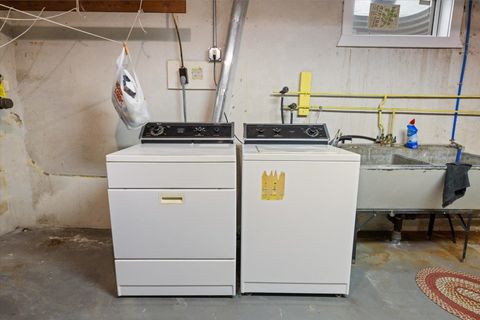 Tiny photo for 813 6th St S St, Virginia, MN 55792 (MLS # 6122761)