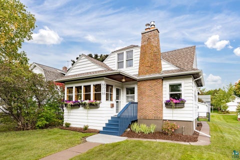 Tiny photo for 4315 Gladstone St, Duluth, MN 55804 (MLS # 6128279)
