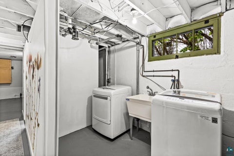 Tiny photo for 4315 Gladstone St, Duluth, MN 55804 (MLS # 6128279)